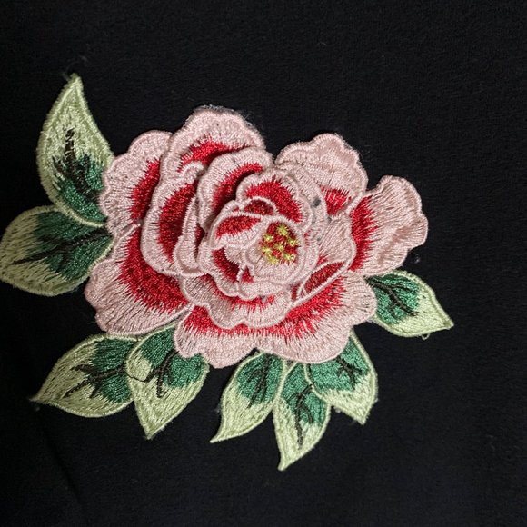 H&M Rose Embroidered T-Shirt Size X-Small Black - Picture 3 of 5